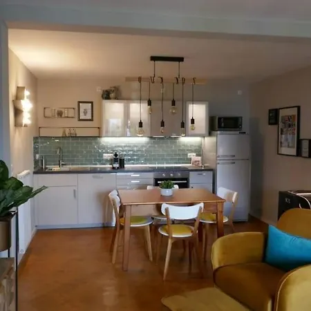 Apartment Stylish *